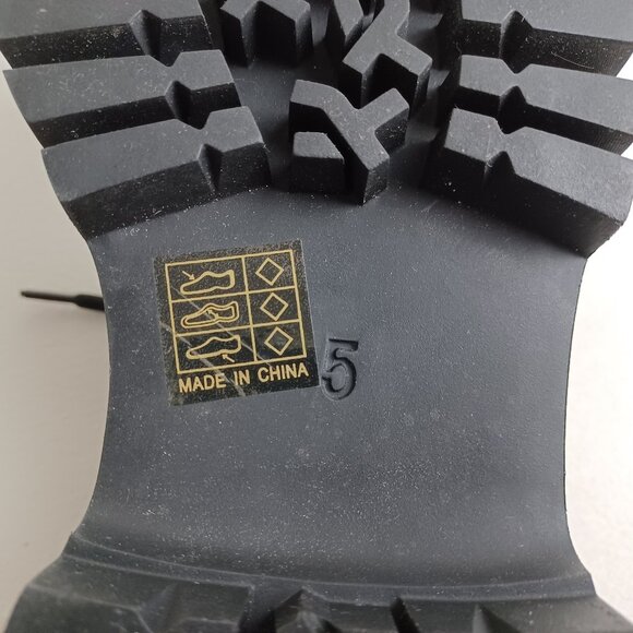 KOI Corrupter Oxford Square Toe Shoe - Picture 13 of 16